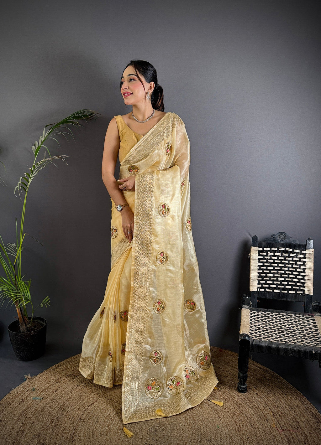 Elora Light Yellow Organza Silk Handloom Banarasi Saree With Heavy Khatali Butta Work | Grocsy