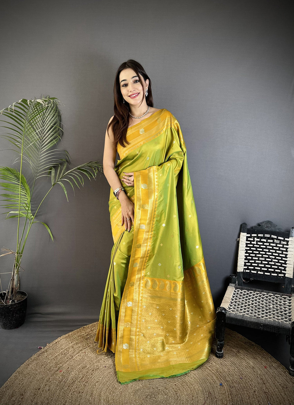 Elora Light Green Soft Silk Banarasi Zari Woven Weaving Saree | Grocsy