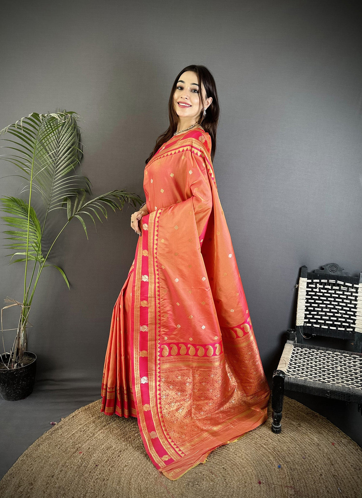Elora Peach Soft Silk Banarasi Zari Woven Weaving Saree | Grocsy