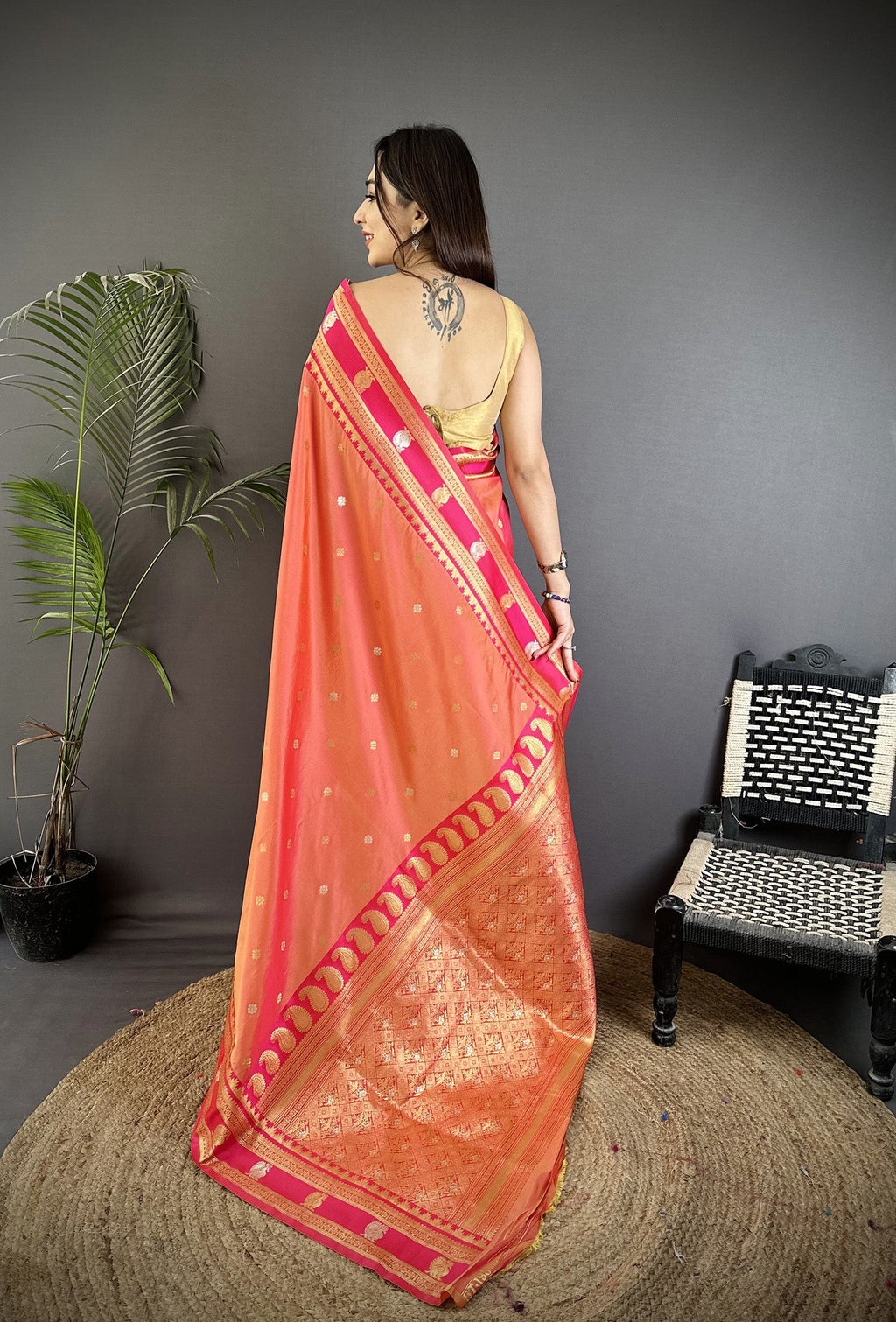 Elora Peach Soft Silk Banarasi Zari Woven Weaving Saree | Grocsy