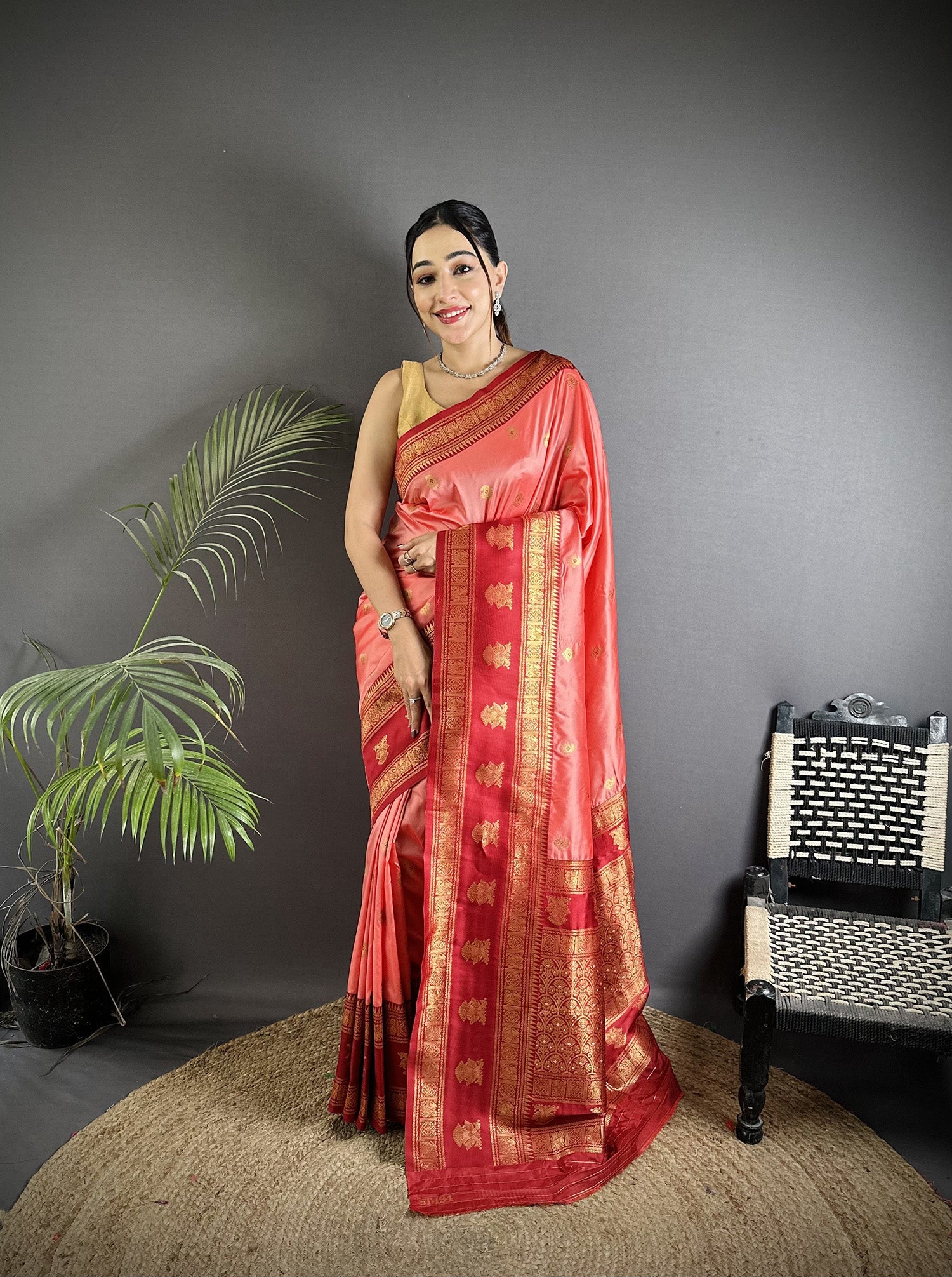 Elora Peach Soft Silk Banarasi Zari Woven Butti Weaving Saree | Grocsy