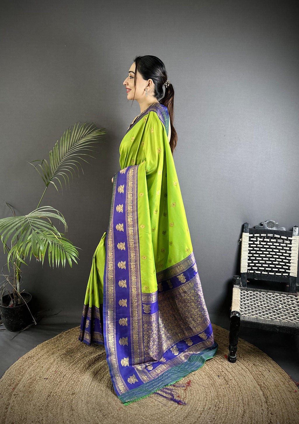 Elora Parrot Green Soft Silk Banarasi Zari Woven Butti Weaving Saree | Grocsy