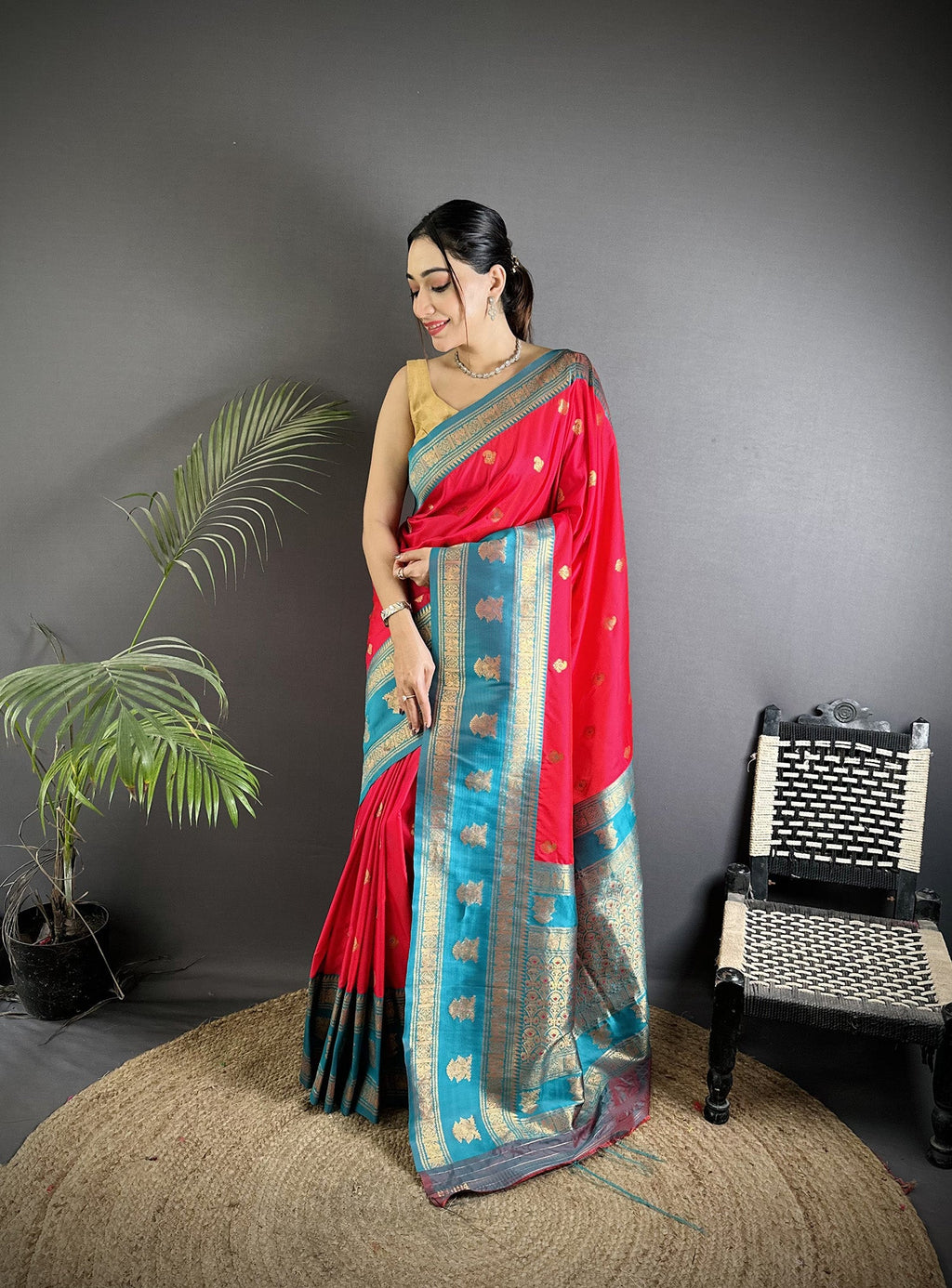 Elora Hot Pink Soft Silk Banarasi Zari Woven Butti Weaving Saree | Grocsy