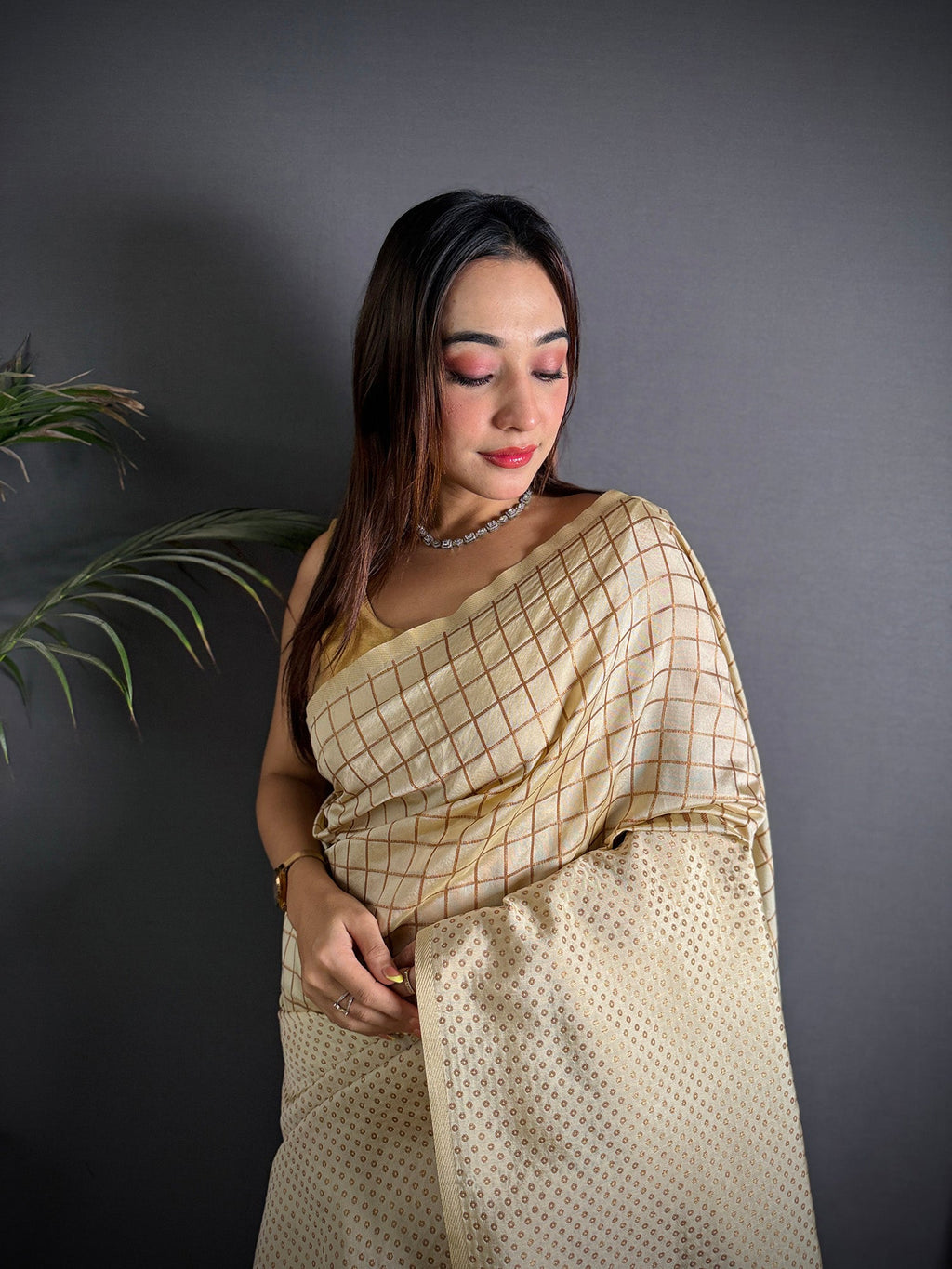Elora Off White Soft Lichi Silk Banarasi Khicha Zari Work Saree | Grocsy