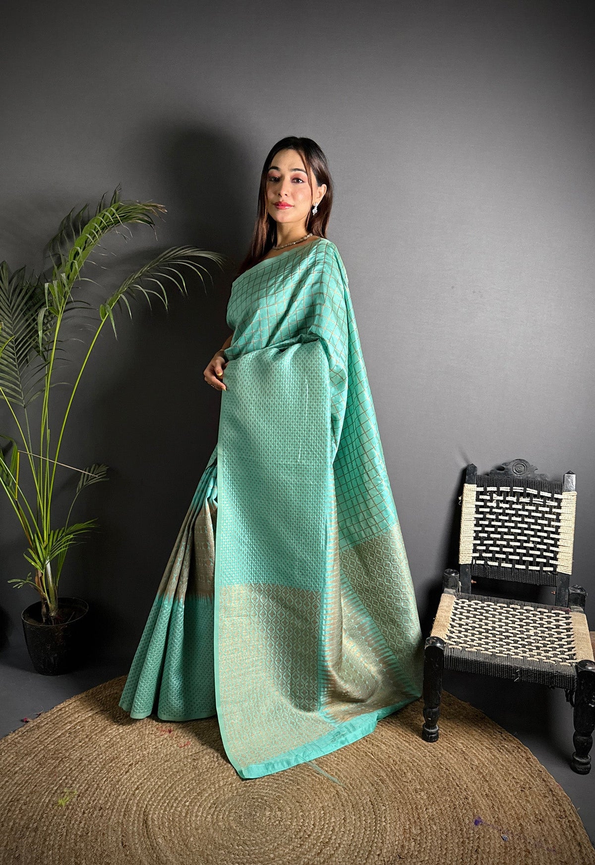 Elora Light Blue Soft Lichi Silk Banarasi Khicha Zari Work Saree | Grocsy
