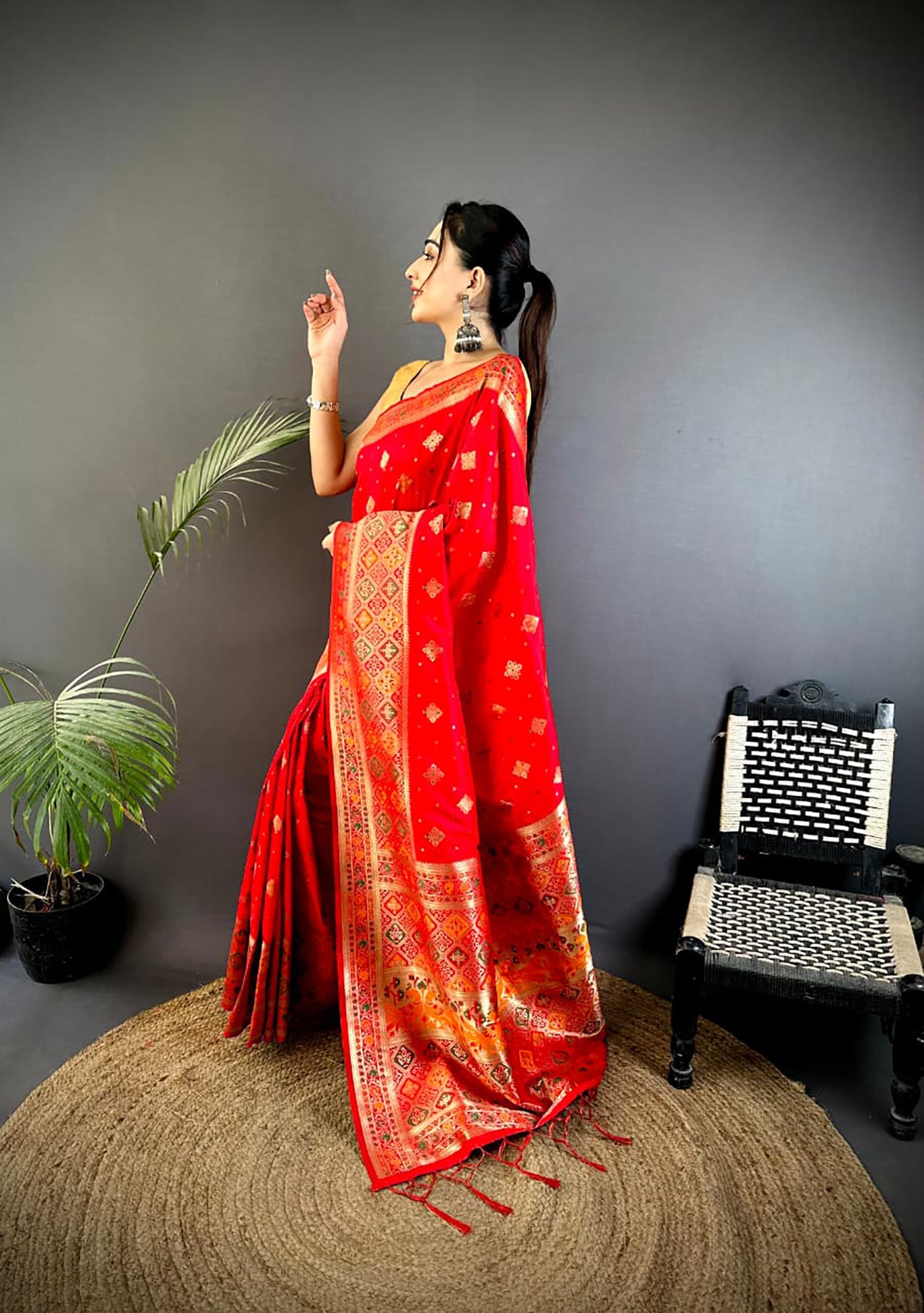 Joban Fashion Red Banarasi Lichi Silk Meenakari Weaving Saree | Grocsy