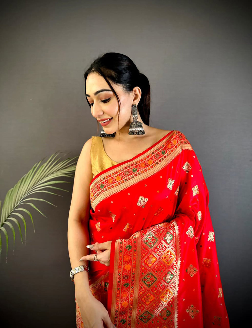 Joban Fashion Red Banarasi Lichi Silk Meenakari Weaving Saree | Grocsy