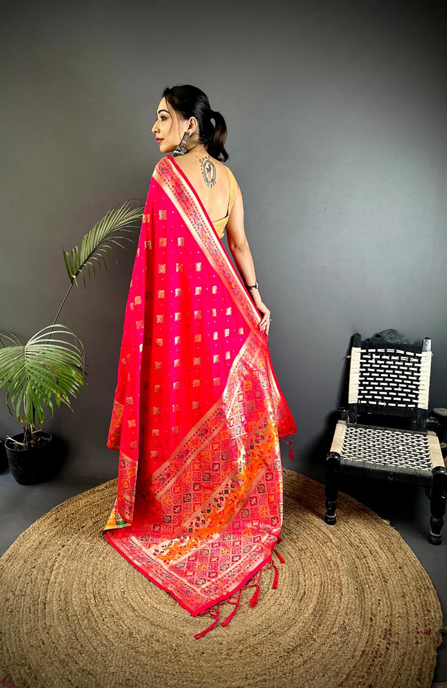 Joban Fashion Coral Pink Banarasi Lichi Silk Meenakari Weaving Saree | Grocsy