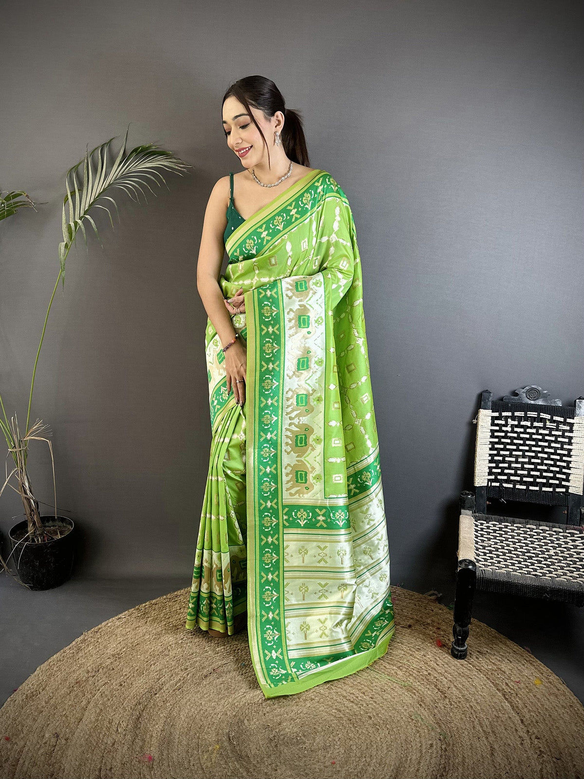 Joban Fashion Pear Green Banarasi Silk Motifs Inspired By Nature Saree | Grocsy