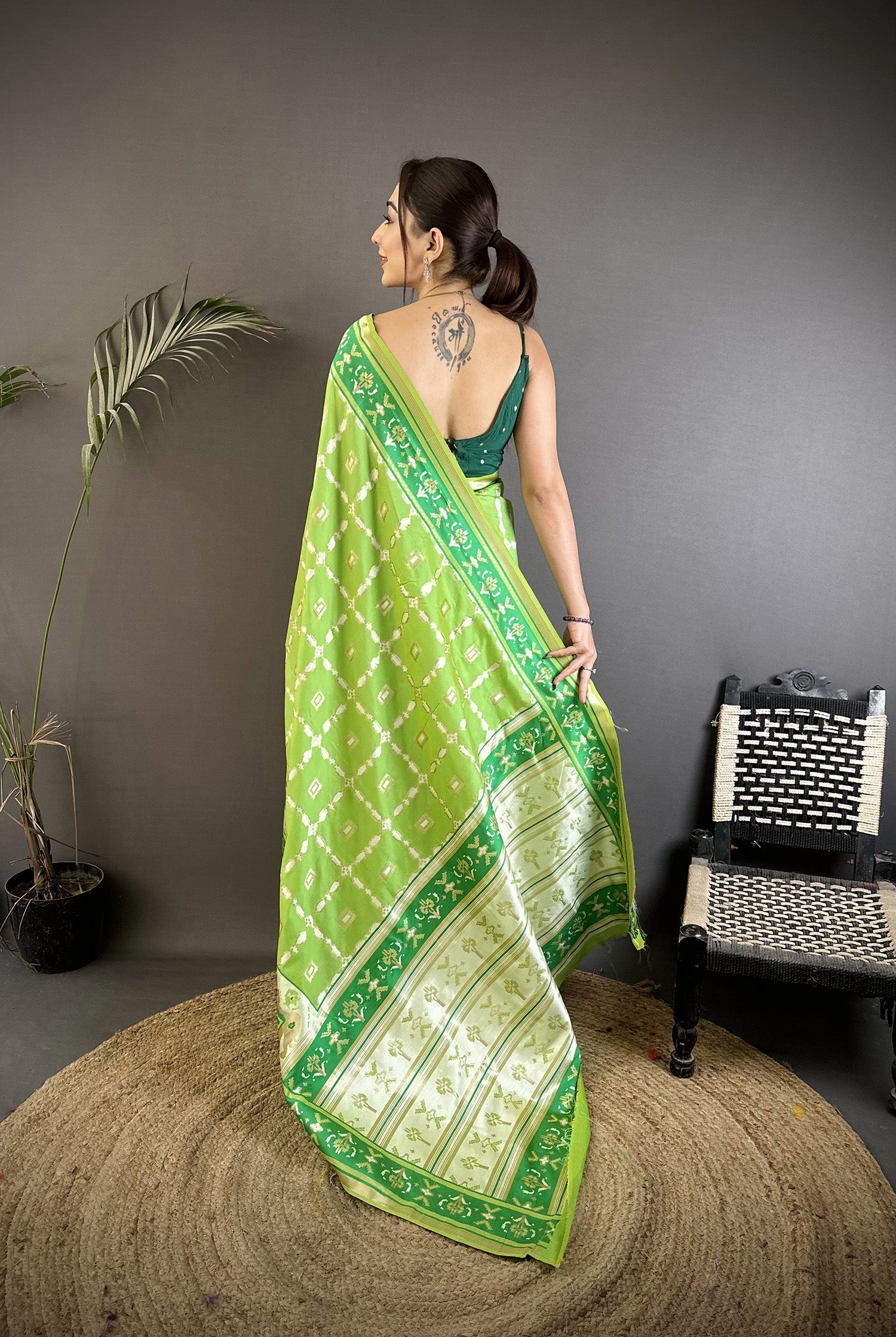 Joban Fashion Pear Green Banarasi Silk Motifs Inspired By Nature Saree | Grocsy