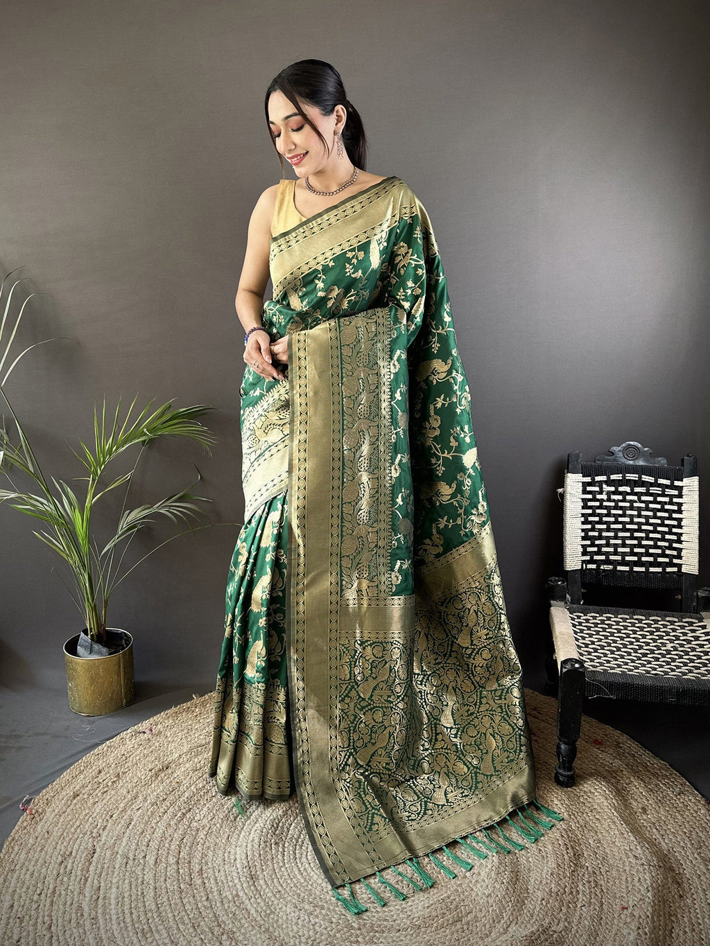 Joban Fashion Dark Green Banarasi Soft Lichi Silk Floral and Zari Pattern Saree | Grocsy