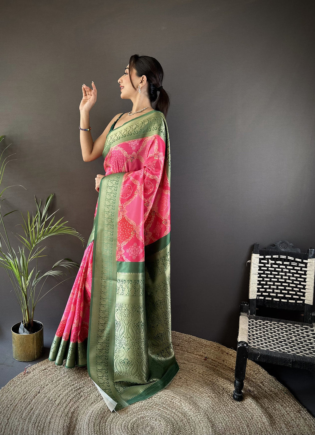 Joban Fashion Pink Soft Lichi Silk Rangcut Jacquard weave Saree | Grocsy
