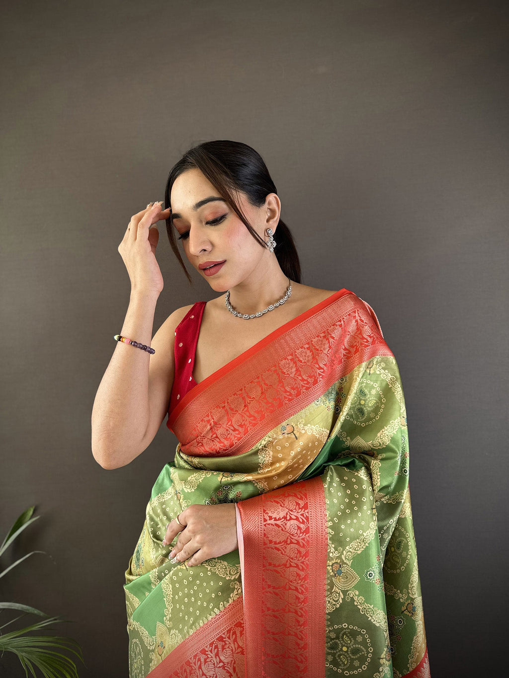 Joban Fashion Olive Green Soft Lichi Silk Rangcut Jacquard weave Saree | Grocsy