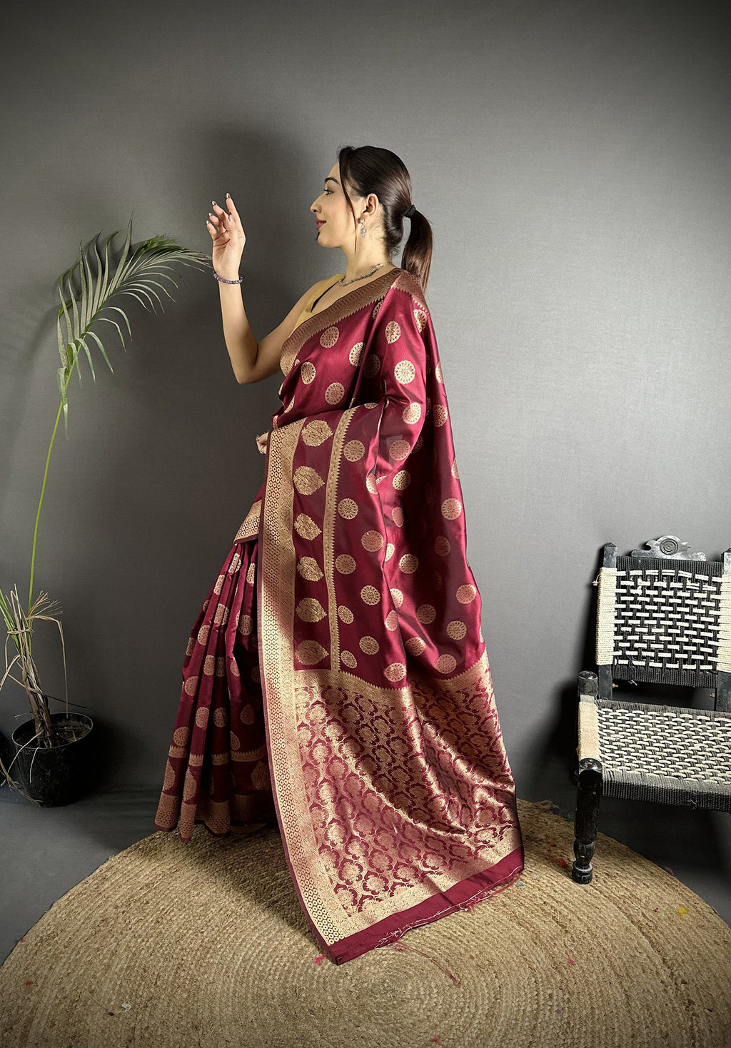 Joban Fashion Maroon Soft Banarasi Silk Jacquard Weaving Saree | Grocsy