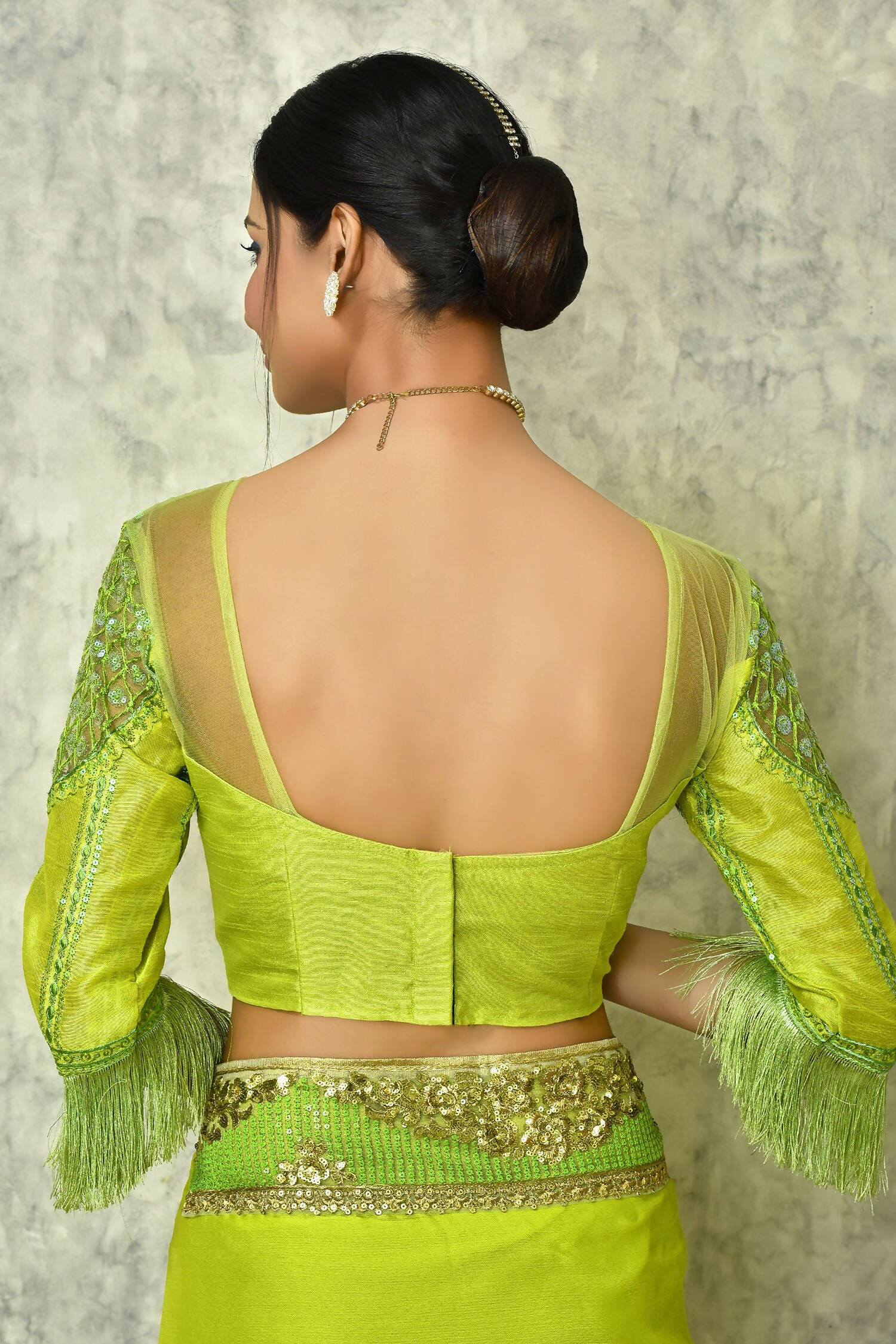 Green Silk Plain Saree with Blouse Piece - Purvi | Grocsy