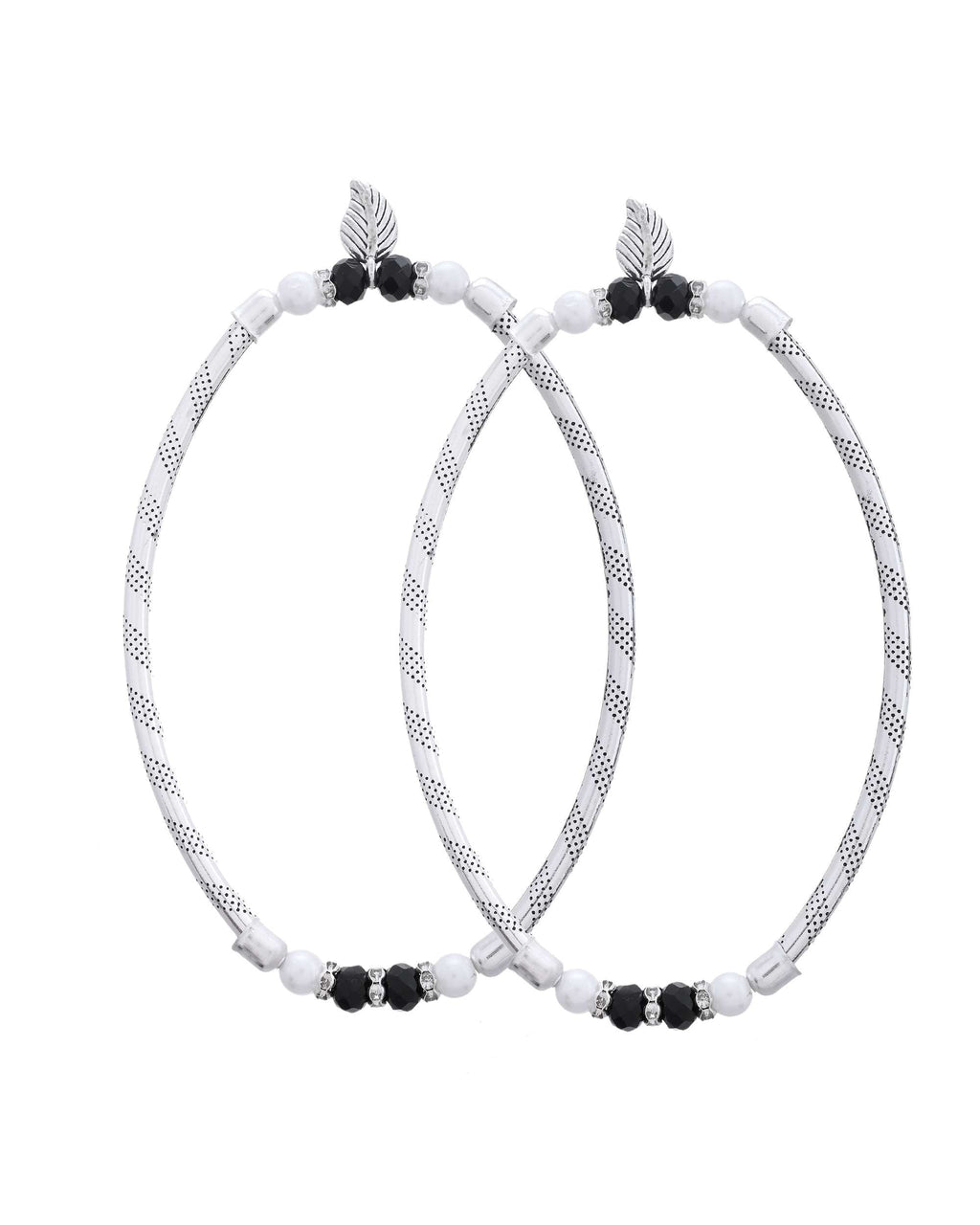 Jewels Nest Set of 2 Silver-Plated Black & White Beaded Anklets with Leaf Charm | Grocsy