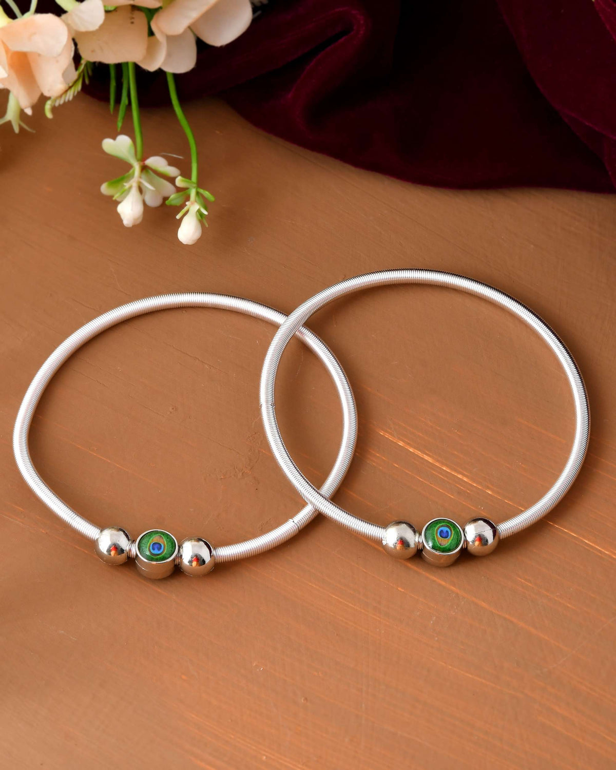 Jewels Nest Contemporary Wire-Style Silver Anklet with Peacock Design Bead | Grocsy