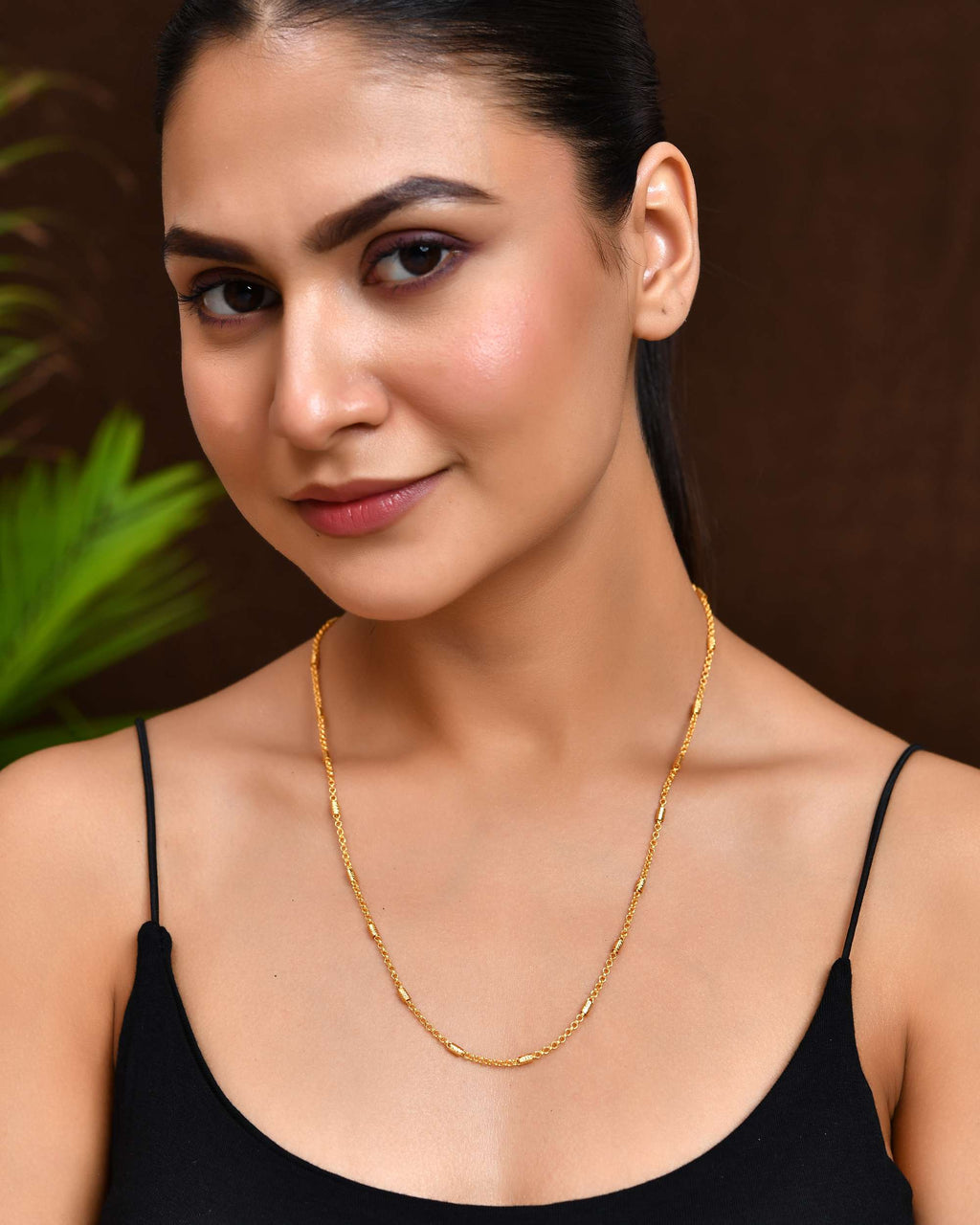 Jewels Nest Subtle Cylinder-Link Gold Necklace | Grocsy