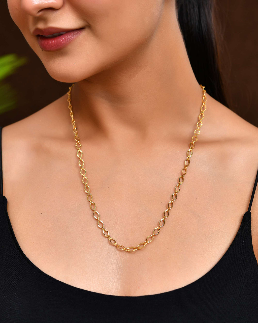 Jewels Nest Chunky Twisted Oval-Link Gold Chain | Grocsy