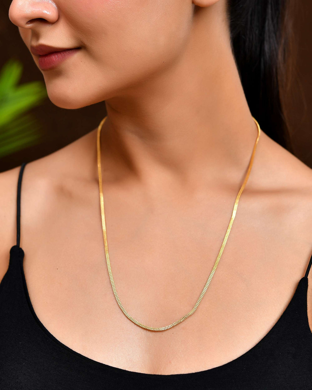 Jewels Nest Minimalist High-Gloss Gold Chain | Grocsy