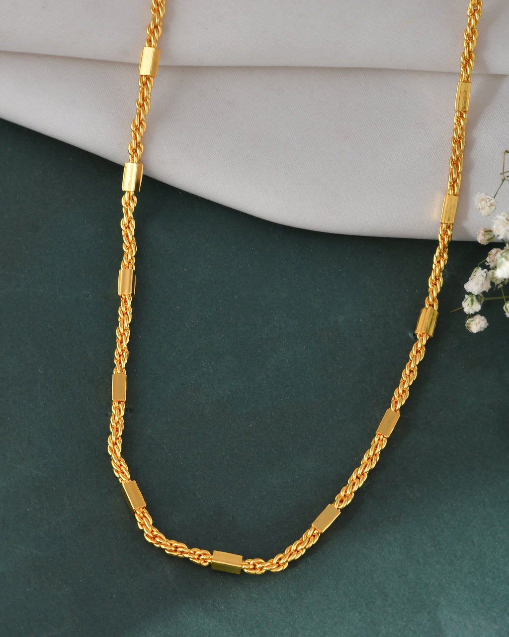 Jewels Nest Men’s Gold-Polished Stainless Steel Rascha Pipe Chain | Grocsy