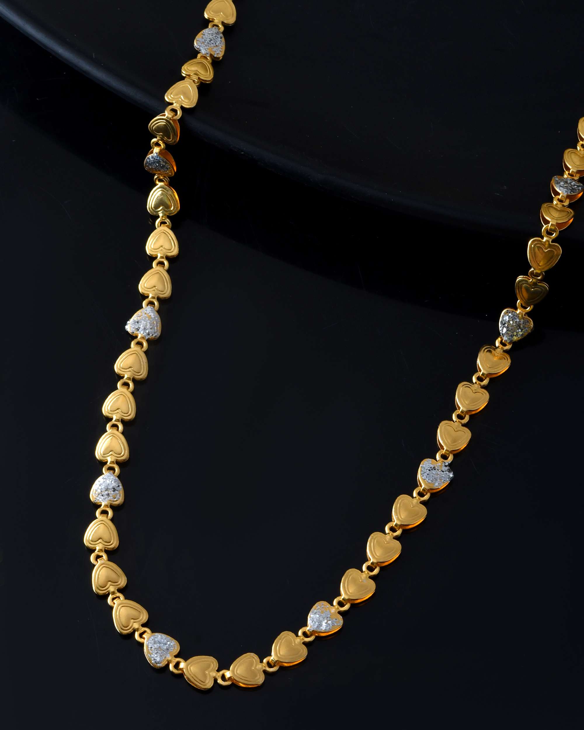 Jewels Nest Gold-Toned Love Motif Chain with Diamond-Like Detailing | Grocsy