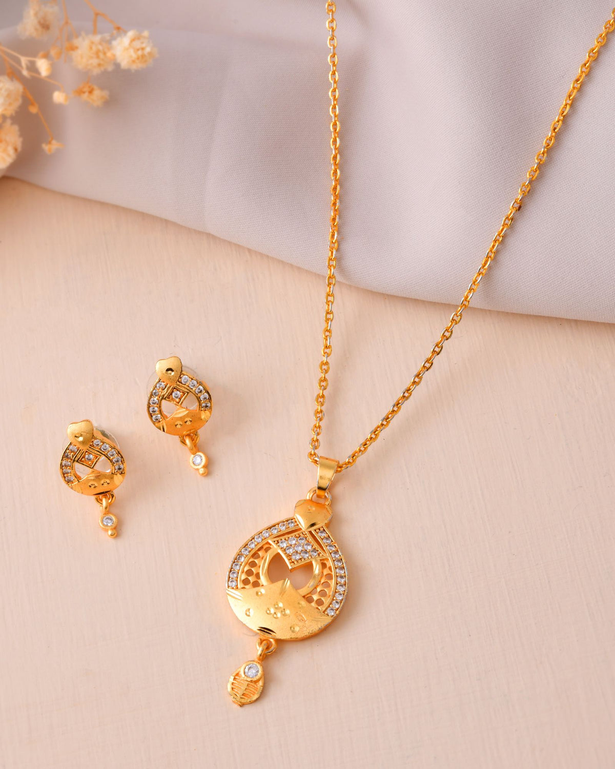 Jewels Nest Gold-Plated Heart Motif Pendant Necklace Set With Matching Earrings For Women | Grocsy