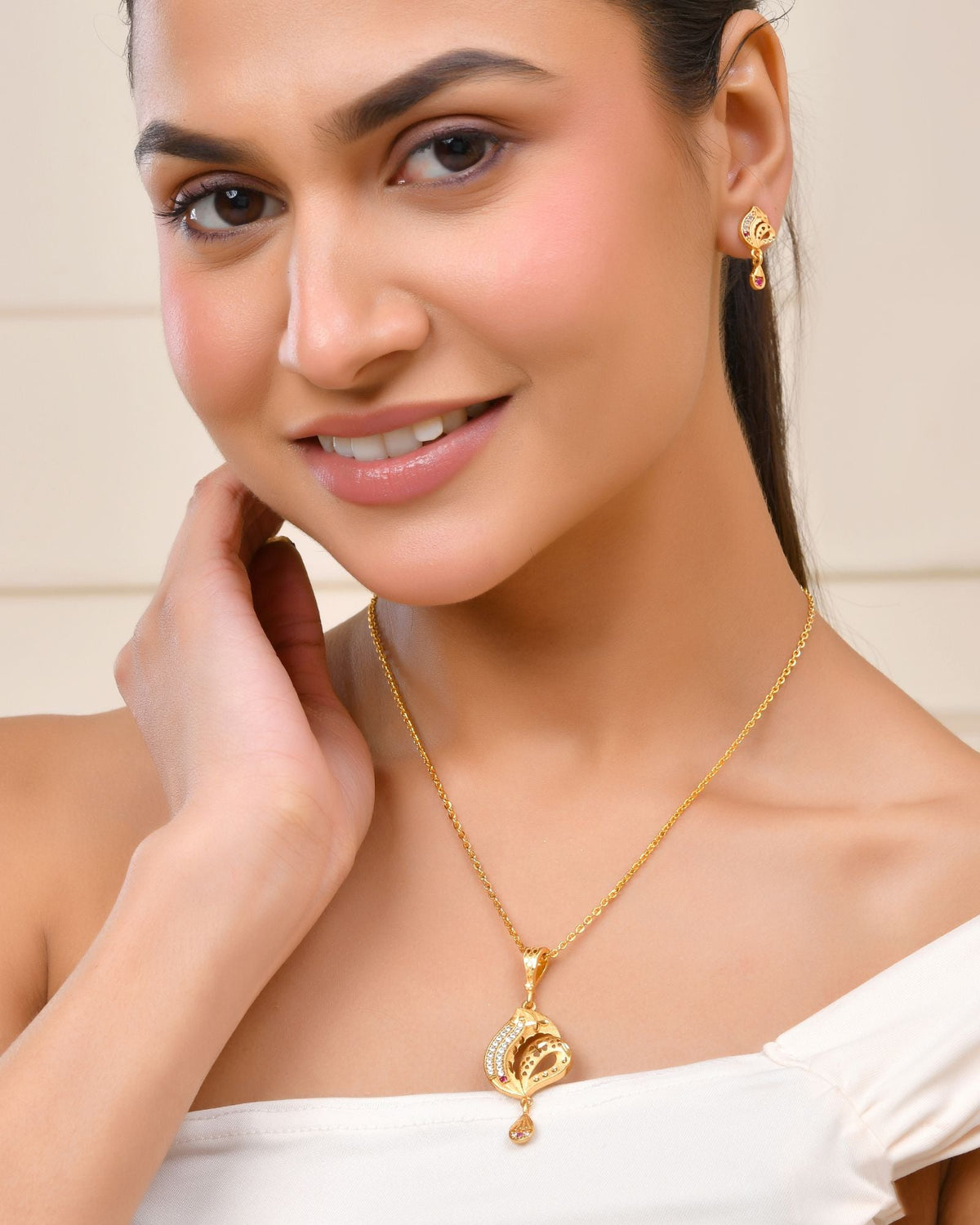 Jewels Nest Gold-Plated Designer Pendant Necklace Set With Matching Drop Earrings For Women | Grocsy