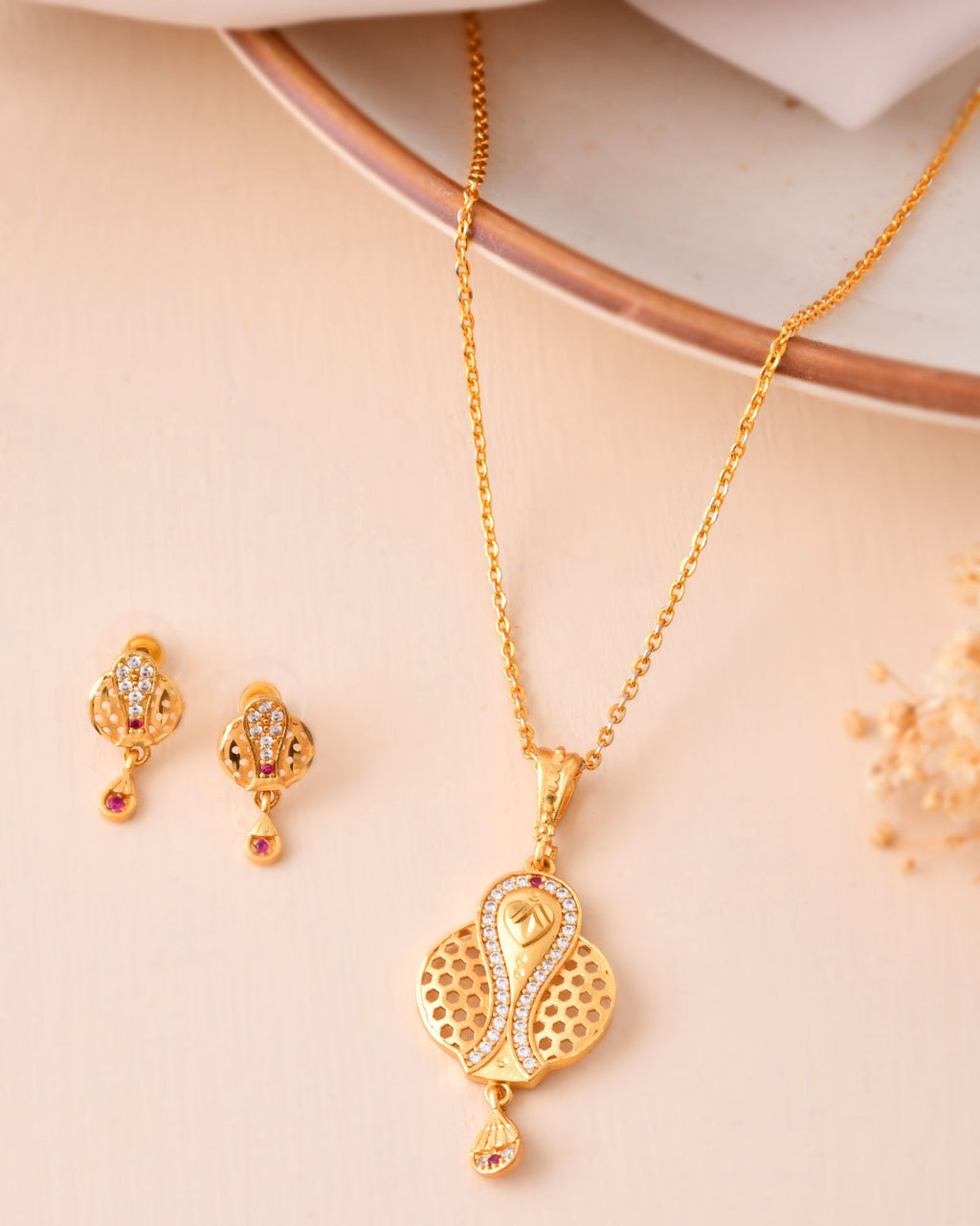 Jewels Nest Gold-Plated Honeycomb Design Pendant Necklace Set With Matching Earrings For Women | Grocsy