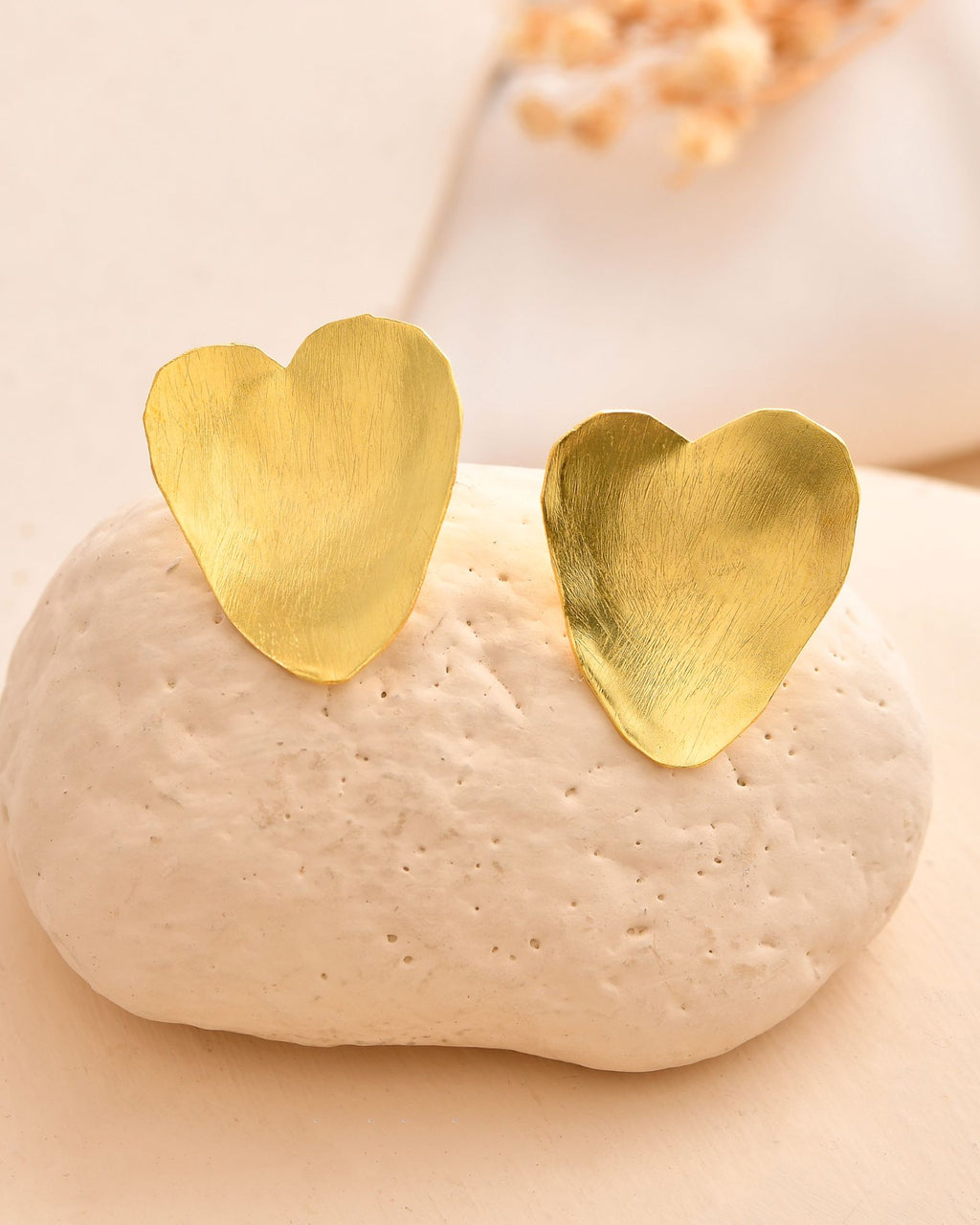 Jewels Nest Gold-Tone Heart-Shaped Minimal Stud Earrings For Women | Grocsy