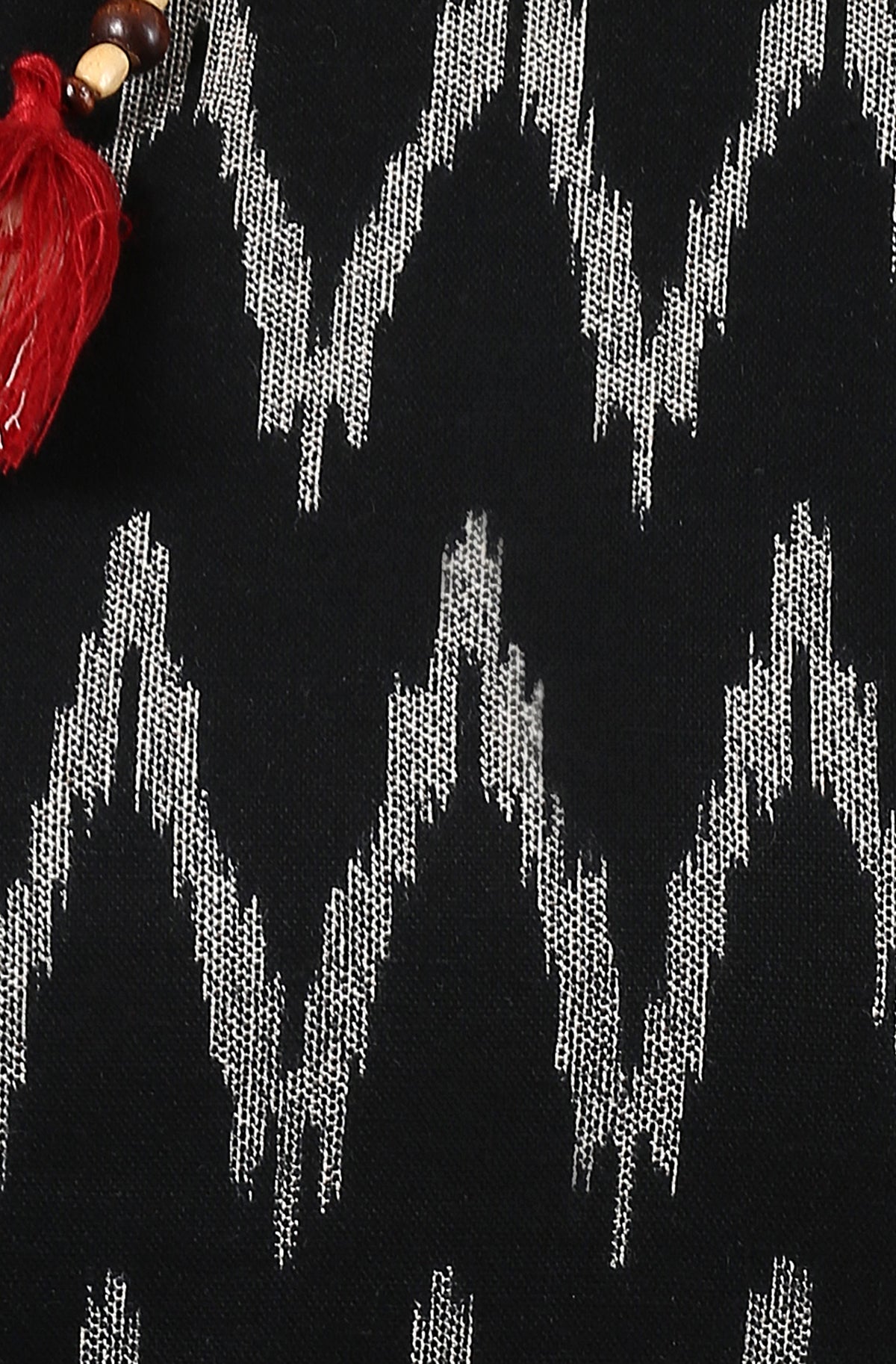 Janasya Black Cotton Ikat Straight kurta | Grocsy