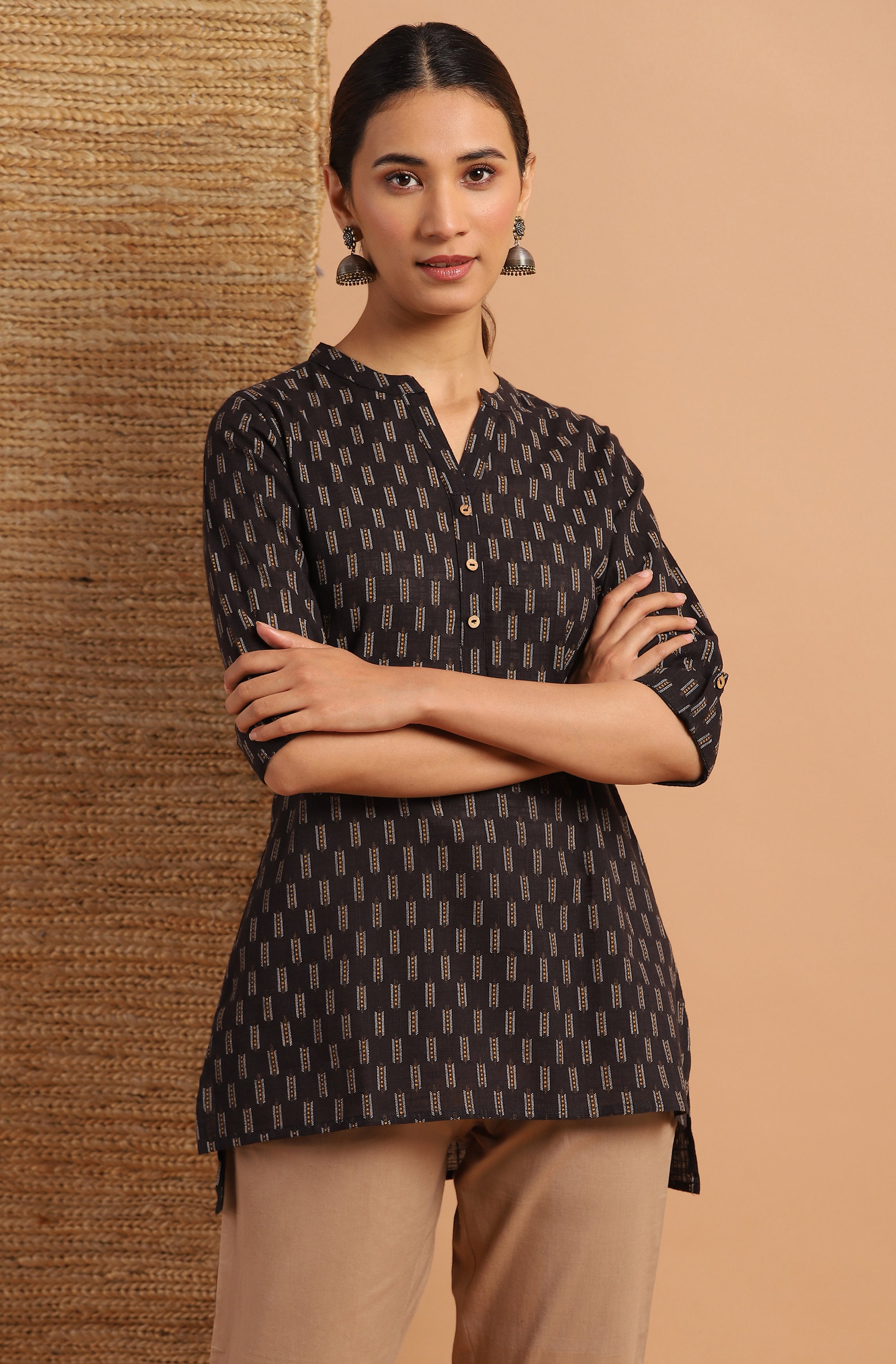 Janasya Women's Black Cotton Slub Geometric Print Straight Tunic | Grocsy