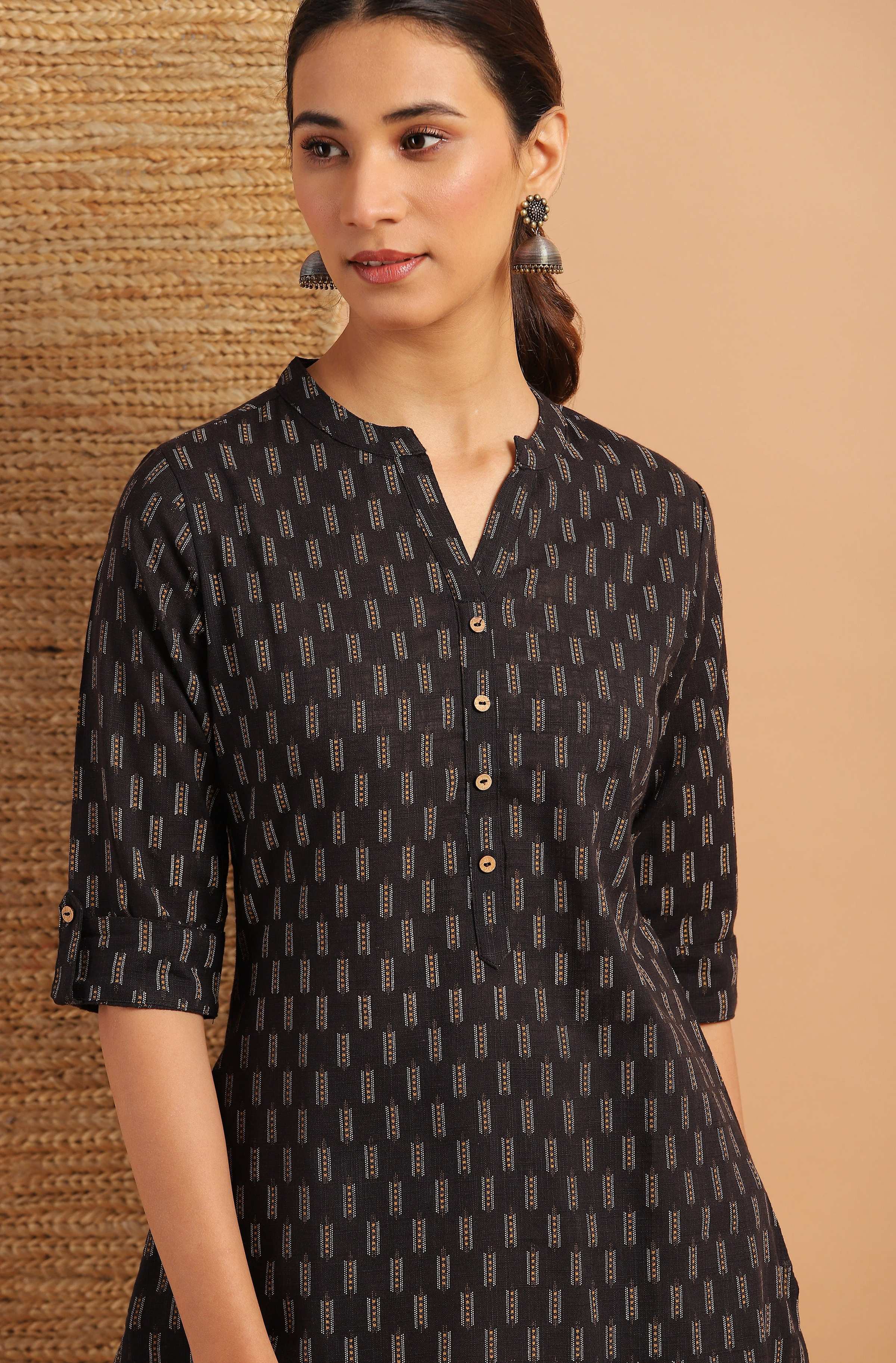 Janasya Women's Black Cotton Slub Geometric Print Straight Tunic | Grocsy
