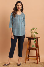 Janasya Women's Blue Cotton Floral Print Straight Tunic | Grocsy