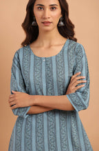 Janasya Women's Blue Cotton Floral Print Straight Tunic | Grocsy