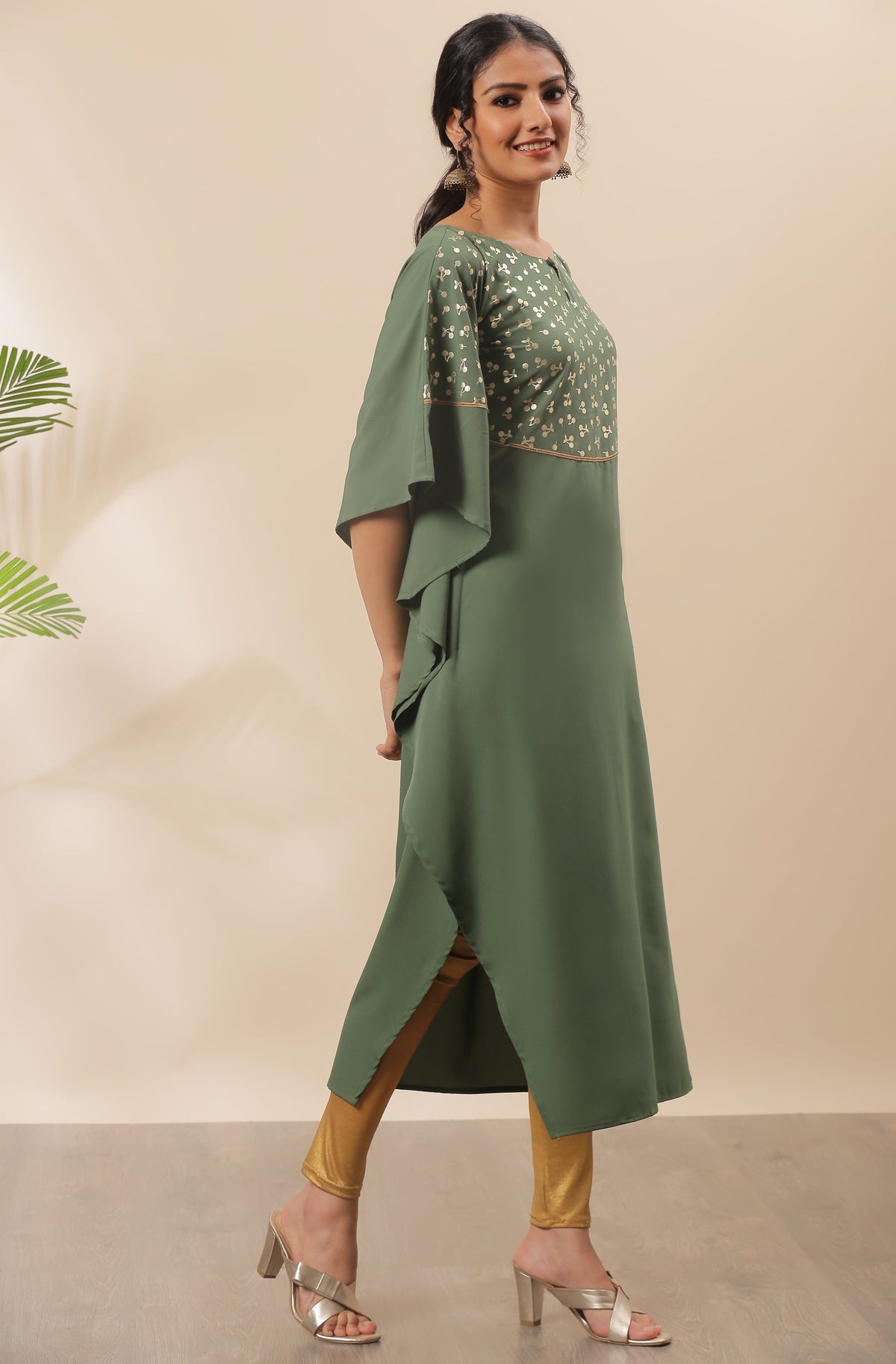 Janasya Green Poly Crepe Foil Print Kaftan kurta | Grocsy