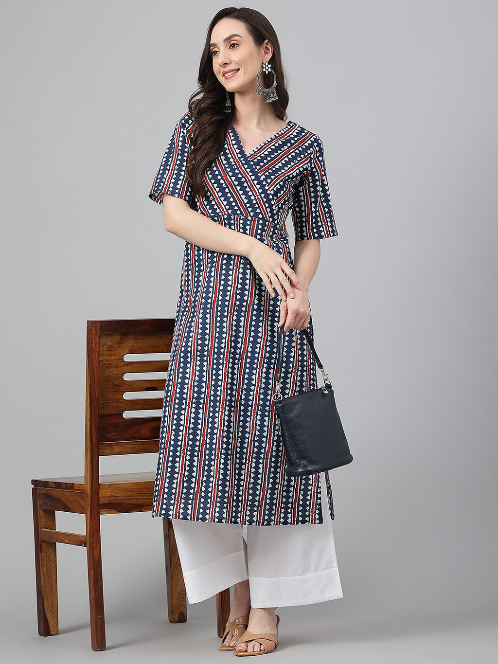 Janasya Women's Navy Blue Cotton Geometric Printed Casual Straight Kurta | Grocsy
