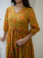 Janasya Green Cotton Printed Tiered Dress | Grocsy