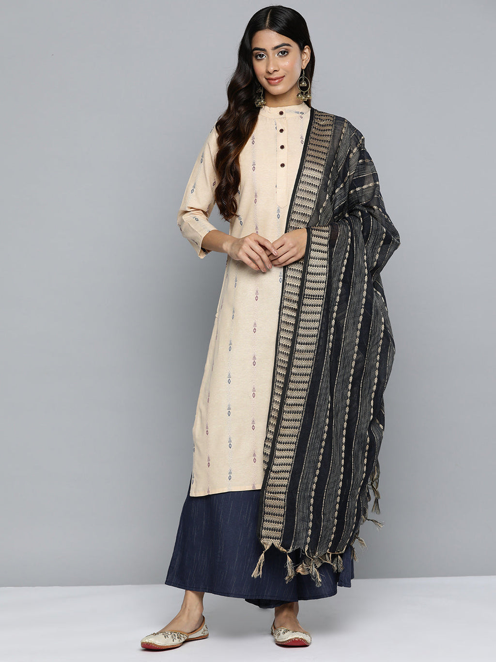 Jompers Women's Woven Design Kurta With Palazzos & Dupatta - Navy Blue | Grocsy