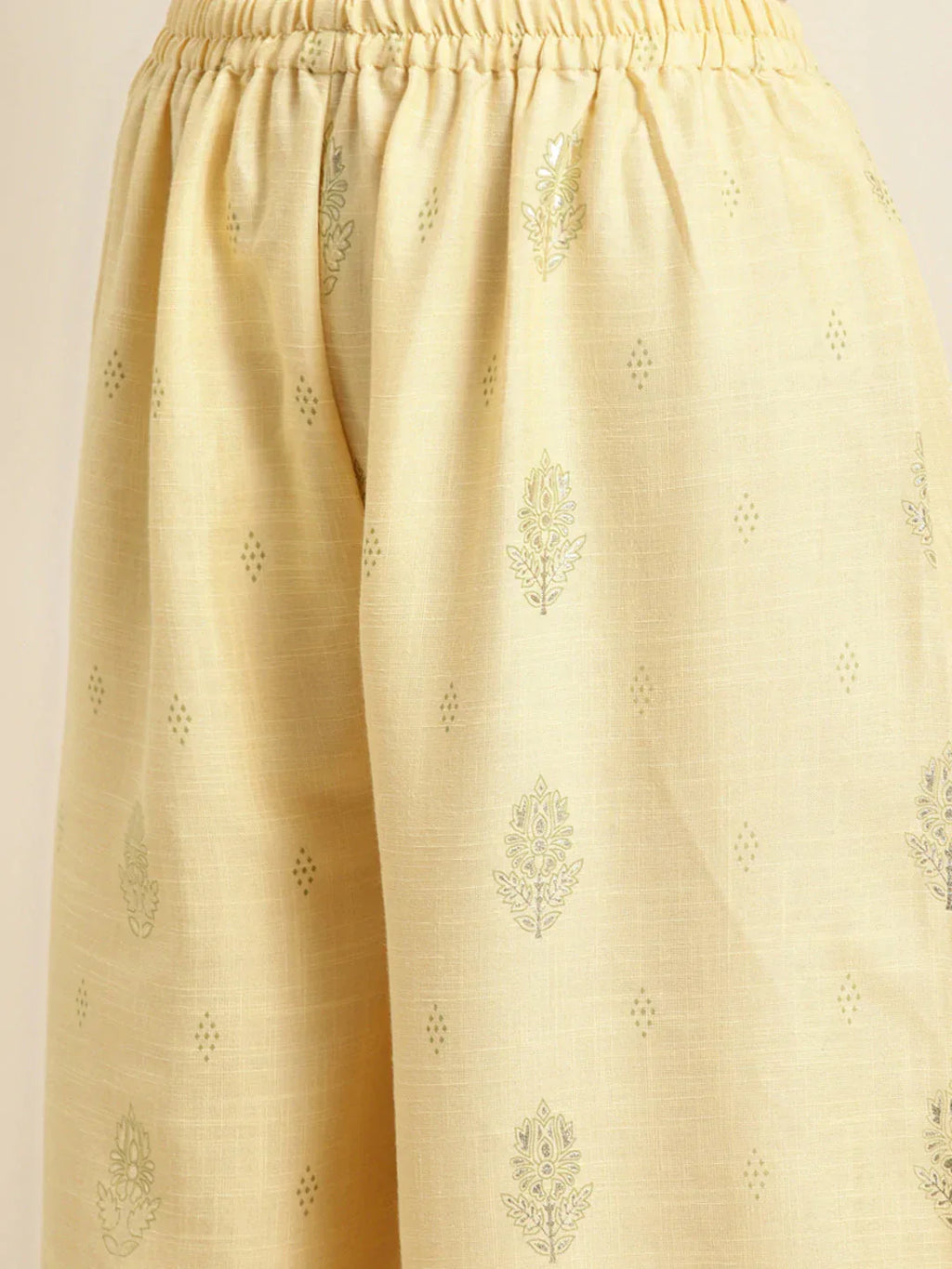 Jompers Women's Gotta Patti Kurta with Palazzos & Dupatta - Green | Grocsy