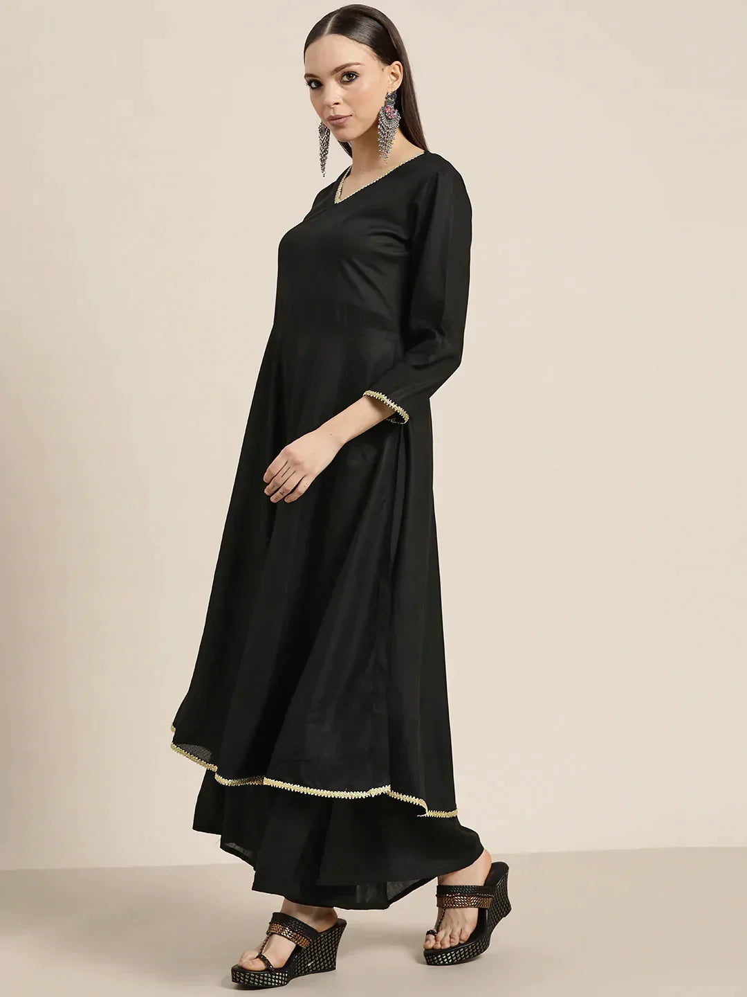 Jompers Women's Kurta with Palazzos & print Dupatta - Black | Grocsy