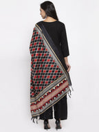 Jompers Women Black & Red Solid Kurta with Palazzos & Dupatta | Grocsy