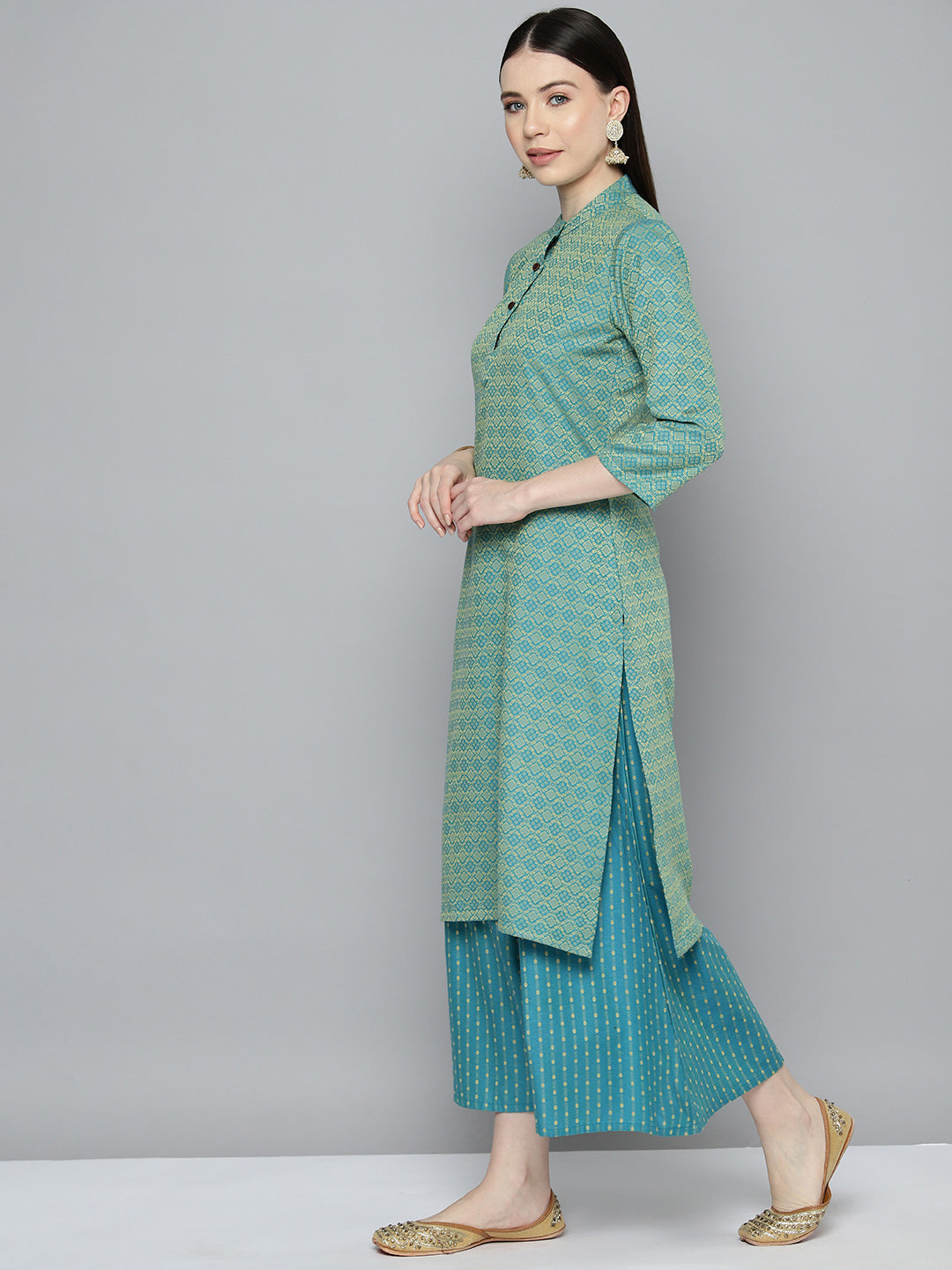 Jompers Women's Woven design kurta, palazzo and dupatta set - Firozi | Grocsy