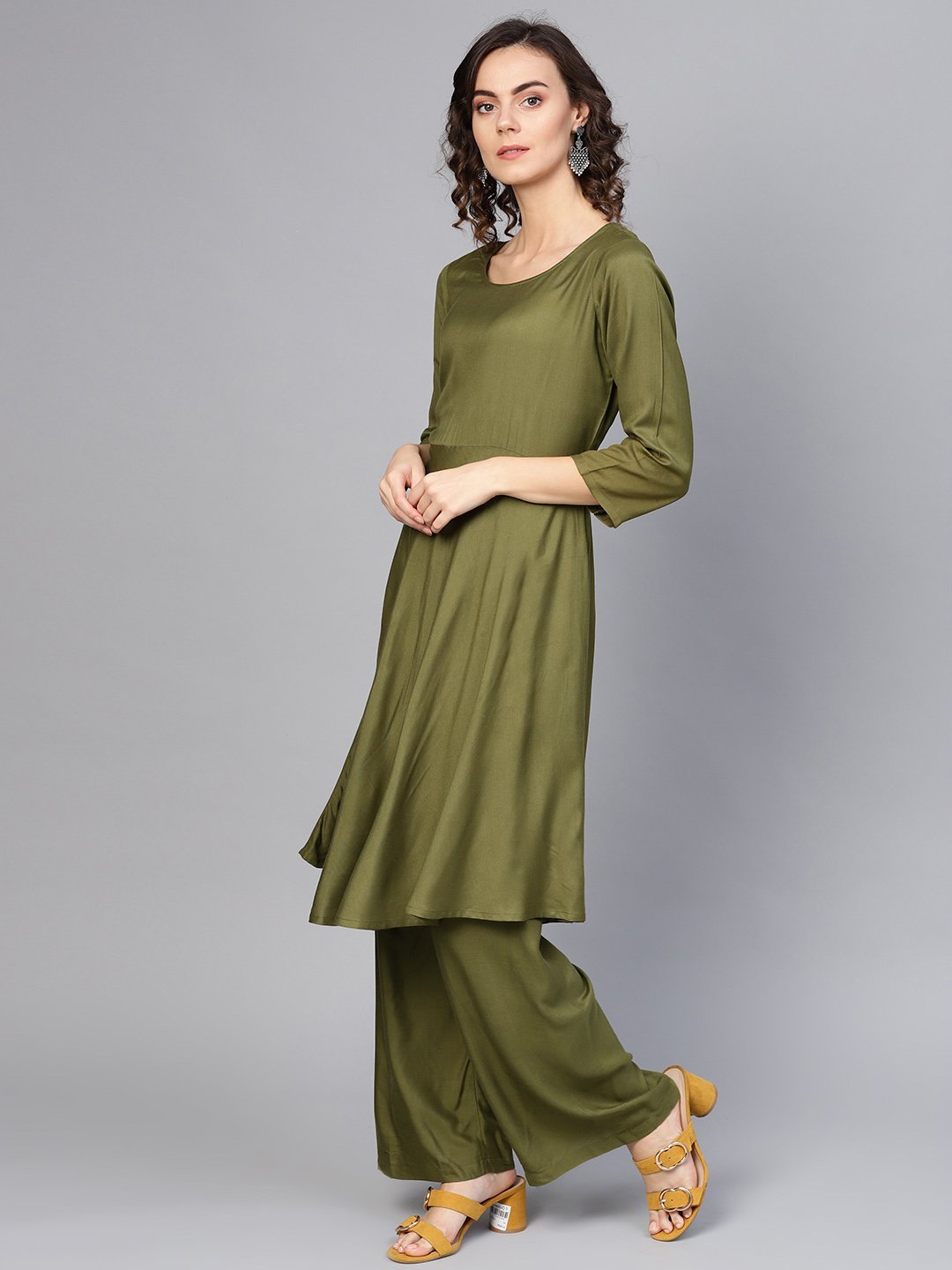 Jompers Women Olive Green Solid Kurta with Palazzos & Dupatta | Grocsy