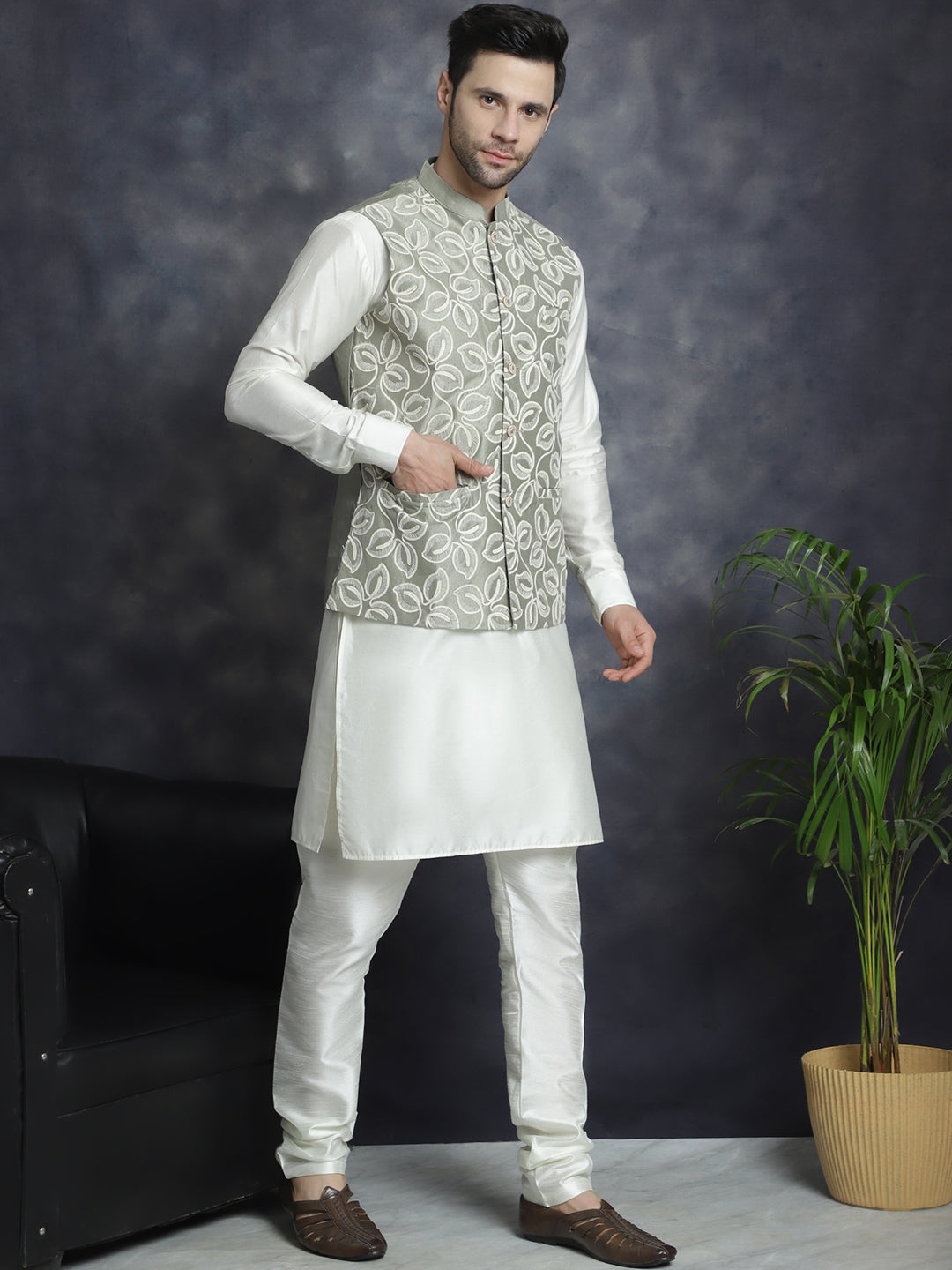 Jompers Men's Embroidred Nehru Jacket With Solid Kurta Pyjama - Pista | Grocsy