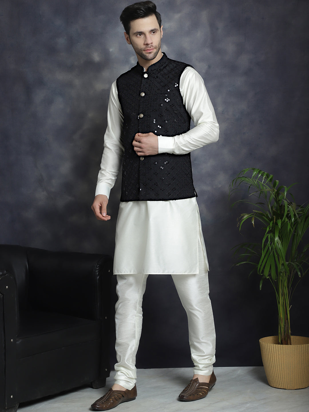 Jompers Men's Sequins and Embroidred Nehru Jacket With Solid Kurta Pyjama - Black | Grocsy