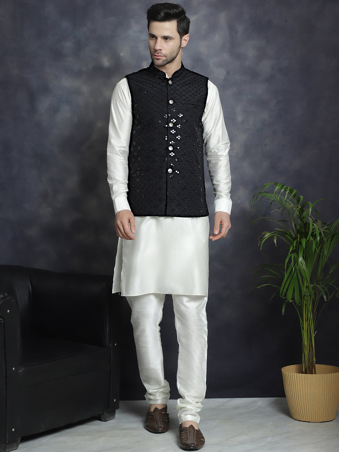 Jompers Men's Sequins and Embroidred Nehru Jacket With Solid Kurta Pyjama - Black | Grocsy