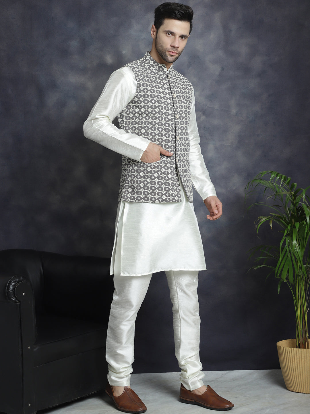 Jompers Men's Embroidred Nehru Jacket With Solid Kurta Pyjama - Grey | Grocsy