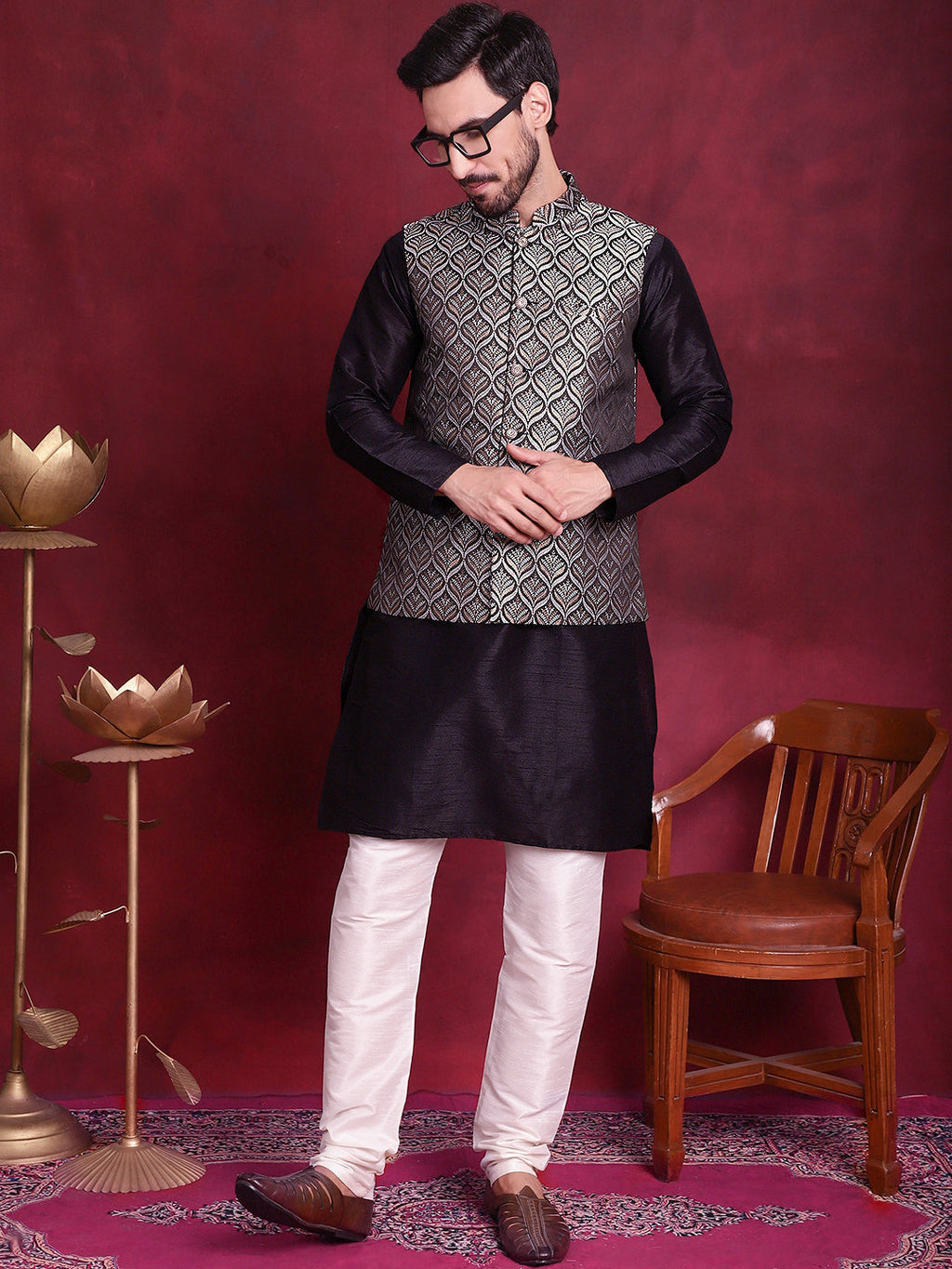 Jompers Men's Woven Design Nehru Jacket With Kurta Pyjama Set - Silver | Grocsy