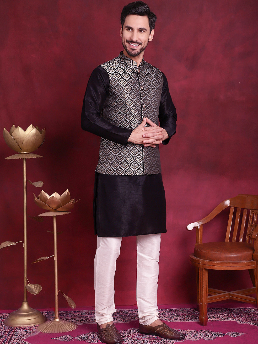 Jompers Men's Woven Design Nehru Jacket With Kurta Pyjama Set - Silver | Grocsy